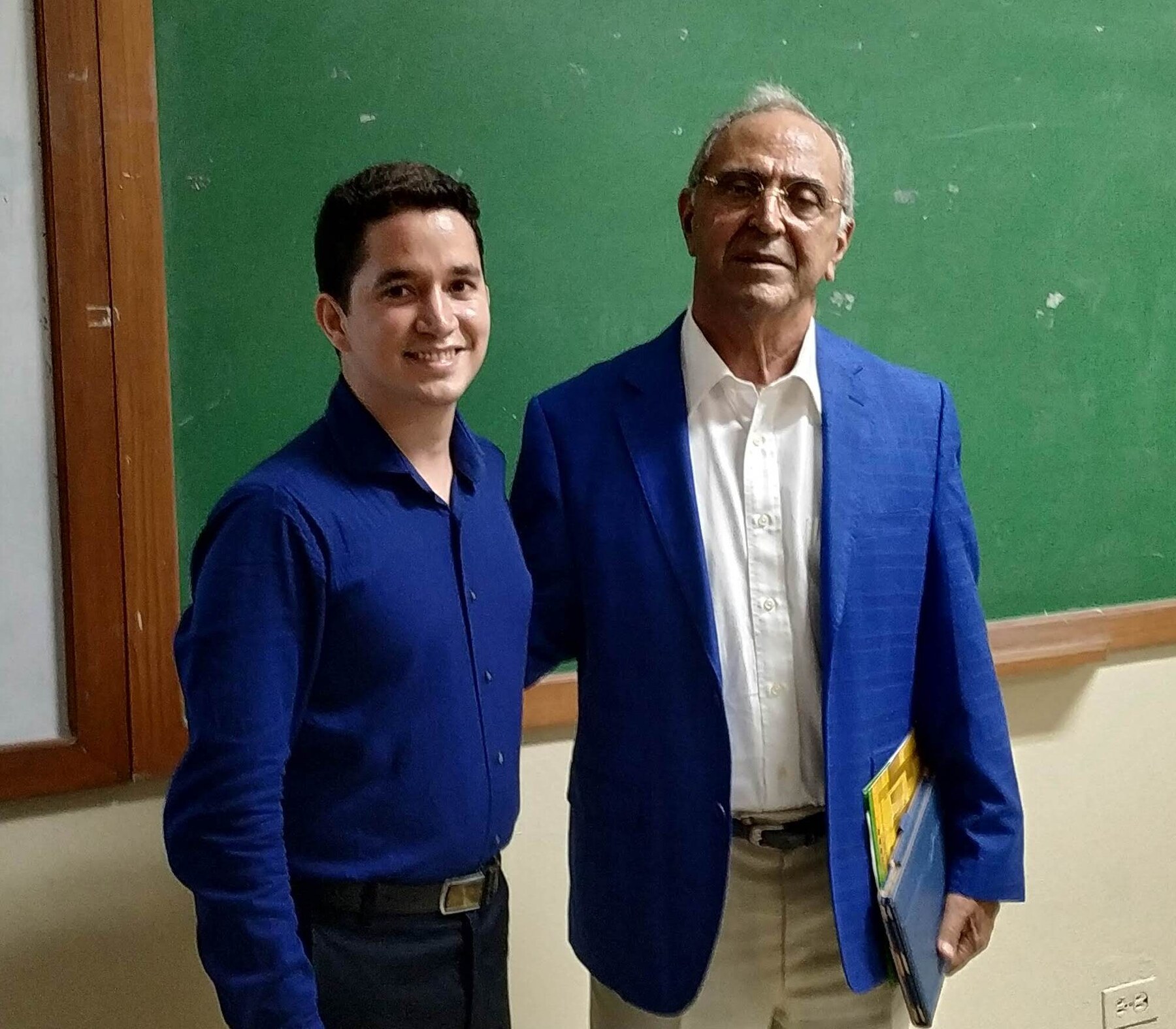 El director del OLDS junto al ingeniero y economista Guillermo Caram tras la conferencia en la UCSD, septiembre de 2019